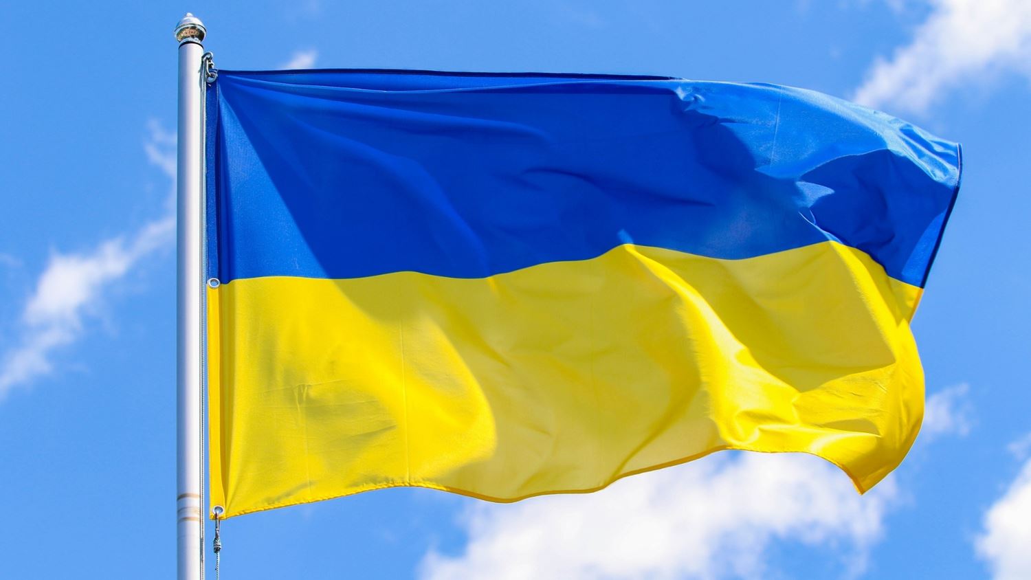 how_to_help_ukraine_ukraine_flag